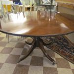 696 1684 DINING TABLE